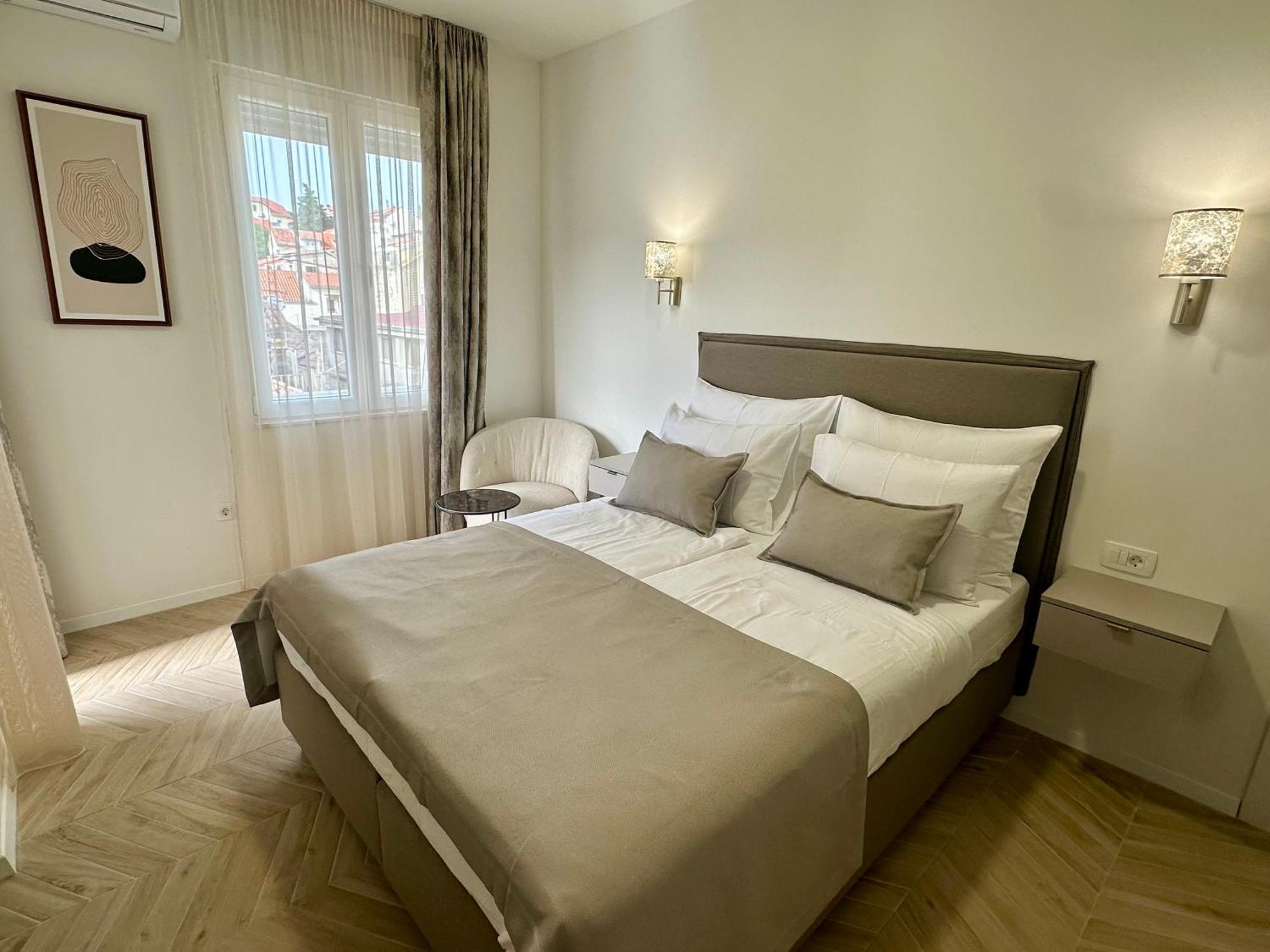 Mariani Luxury Rooms In Center Split Exterior foto