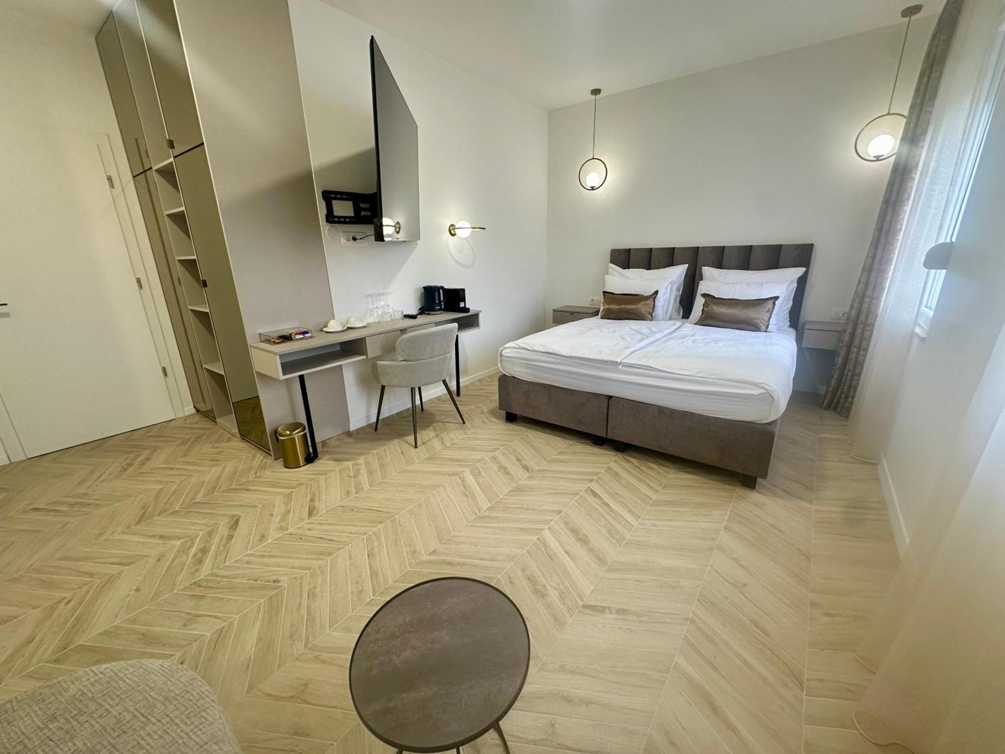 Mariani Luxury Rooms In Center Split Exterior foto